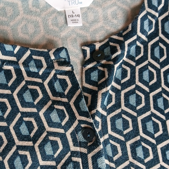 Time and Tru Geometric Pattern Sweater - Blue and Cream - Picture 2 of 2